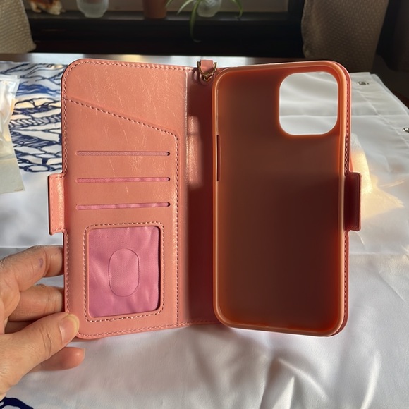 FYY Faux Leather iPhone 12 Pro Max pink daisy Wallet with wrist strap - Picture 11 of 14